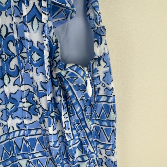 Vineyard Vines Cay Scarf Print Pin Tuck Dress - Picture 5 of 9